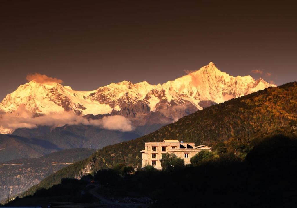Songtsam Meili Lodge Deqen Buitenkant foto